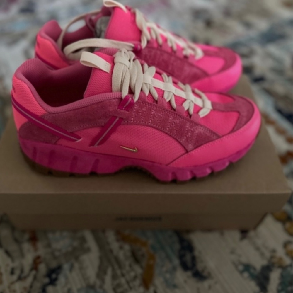 Nike Air Humara LX Jacquemus Pink Flash (Women's)